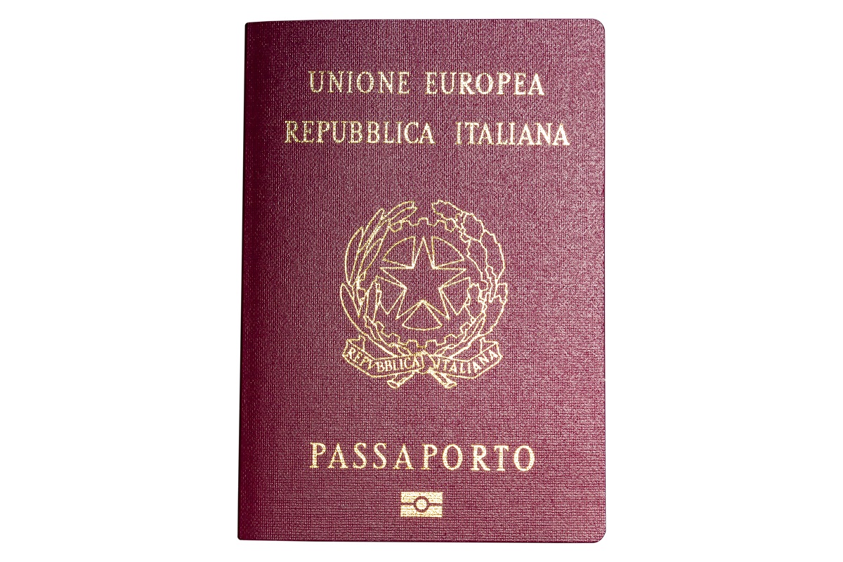 Italy passport